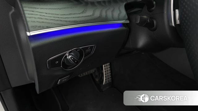 Mercedes-Benz E-Class W213 id 4556894 из Кореи 20