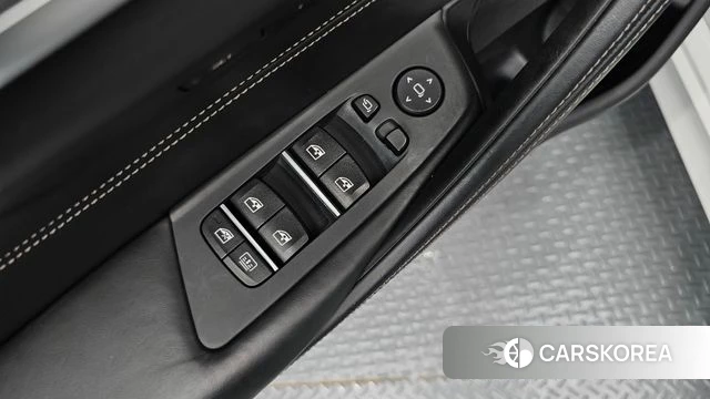 BMW 5 Series (G30) id 4626321 из Кореи 20