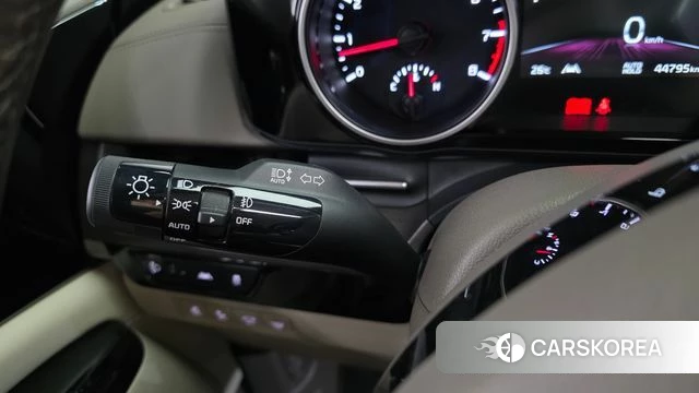 Kia Carnival 4th generation id 4489191 из Кореи 20
