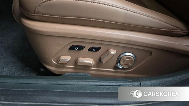 Hyundai Grandeur Hybrid (GN7) id 4469025 из Кореи 20