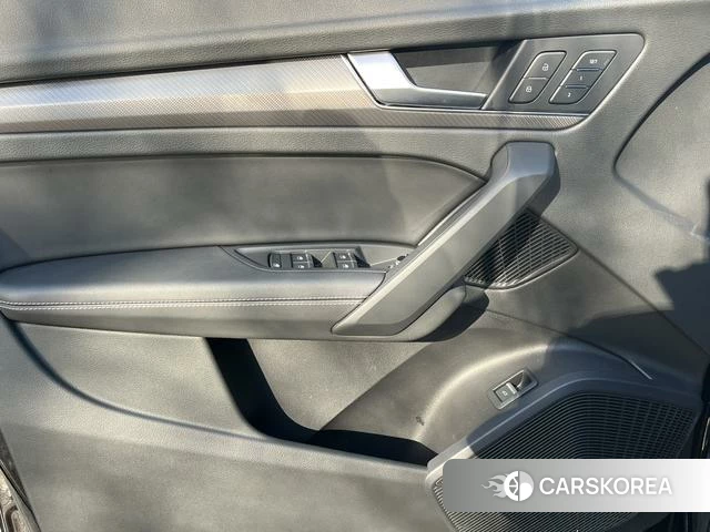 Audi Q5L id 4275774 из Китая 20