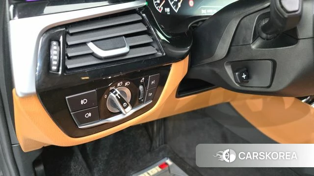 BMW 5 Series (G30) id 4203523 из Кореи 20