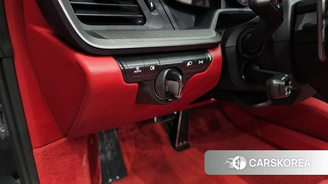 Porsche 911(992) id 4715196 из Кореи 20