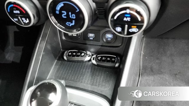 Hyundai Venue id 4614729 из Кореи 20
