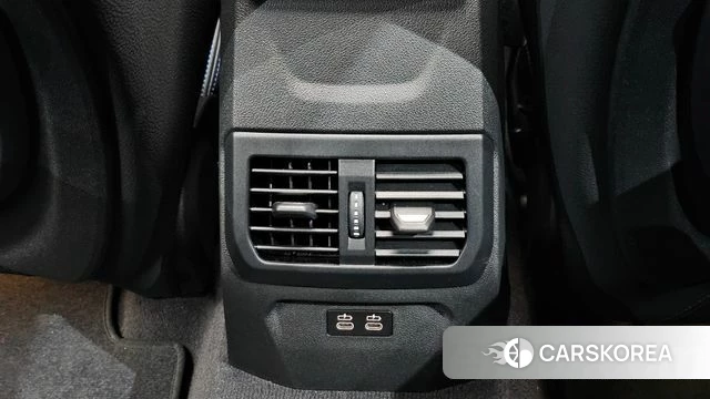 BMW 1 Series (F40) id 4870786 из Кореи 20