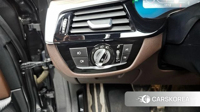 BMW 5 Series (G30) id 4356461 из Кореи 20