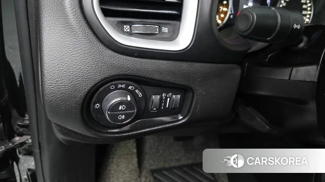 Jeep Renegade id 4581844 из Кореи 20