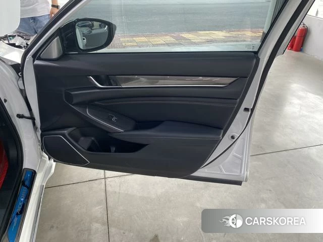 Honda Accord id 4328700 из Китая 20