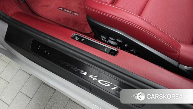 Porsche 911(992) id 4349112 из Кореи 20