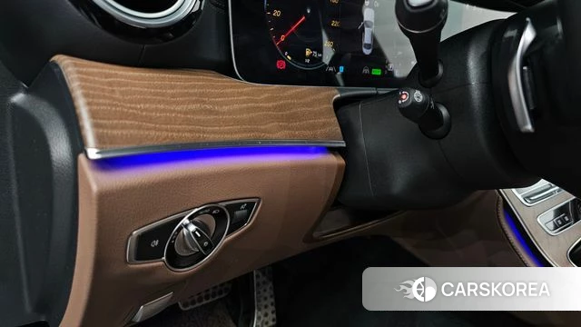 Mercedes-Benz E-Class W213 id 4338555 из Кореи 20