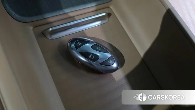 Hyundai Grandeur Hybrid (GN7) id 4617795 из Кореи 20