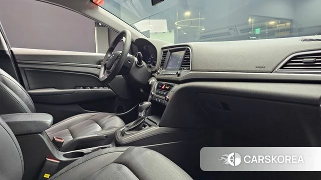 Hyundai Avante AD id 4605424 из Кореи 20