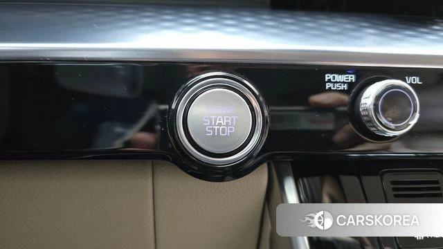 Kia Carnival 4th generation id 4600022 из Кореи 20
