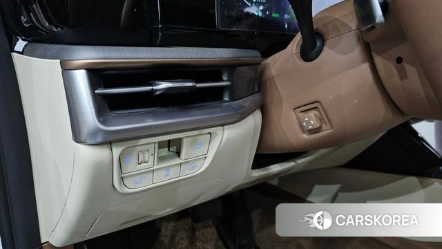 Hyundai Grandeur Hybrid (GN7) id 4921514 из Кореи 20