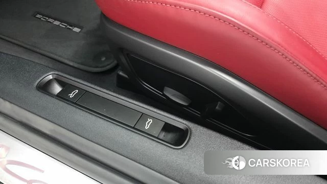 Porsche 911(992) id 4456277 из Кореи 20