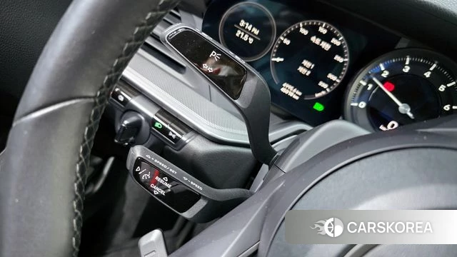 Porsche 911(992) id 4268509 из Кореи 20