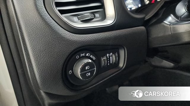 Jeep Renegade id 4203576 из Кореи 20