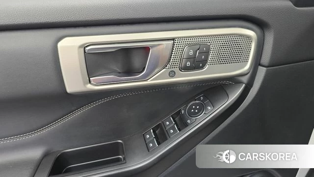 Ford Explorer 6th Generation id 4708230 из Кореи 20