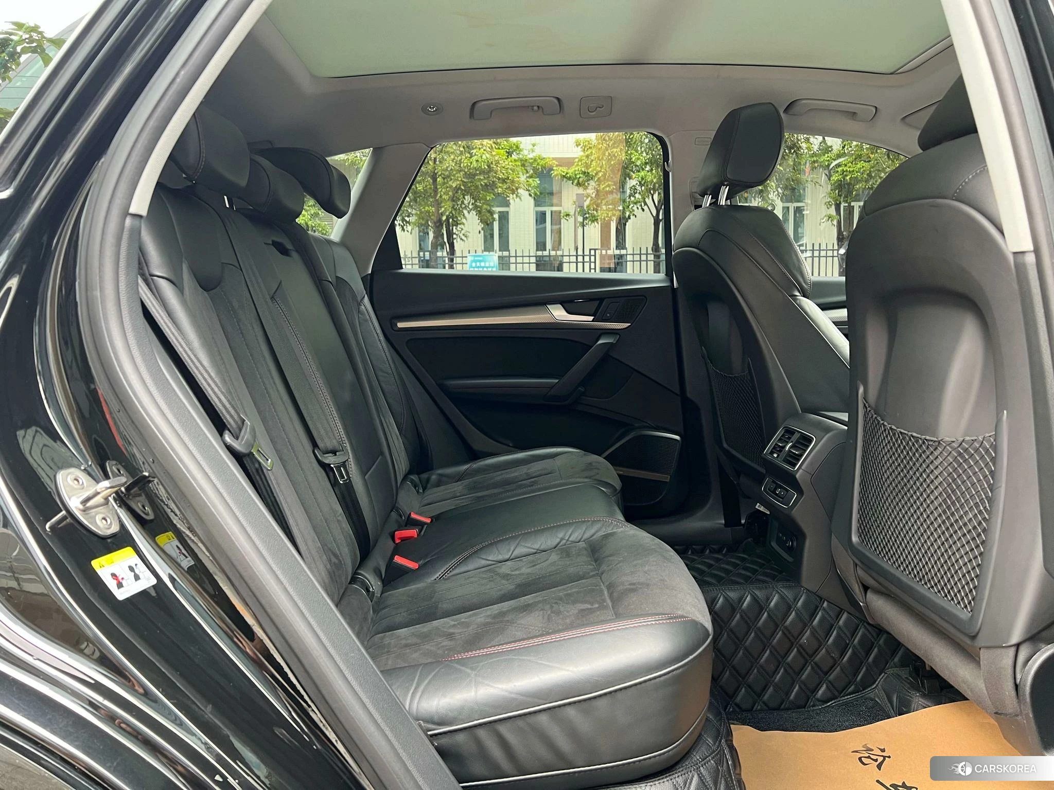 Audi Q5L id 4474001 из Китая 20