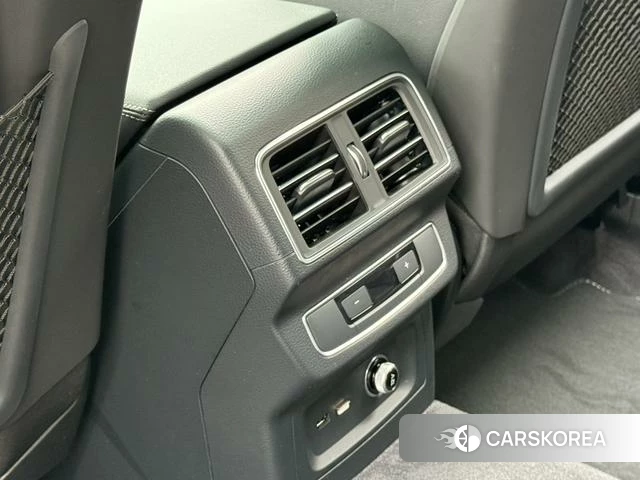 Audi Q5L id 4217450 из Китая 20