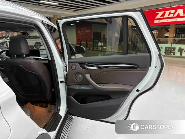 BMW X1 id 4359280 из Китая 20