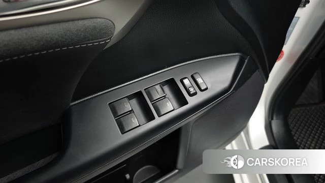 Lexus CT200h id 4751314 из Кореи 20