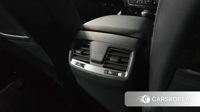 Ssangyong The New Rexton Sports Cannes id 4495417 из Кореи 20