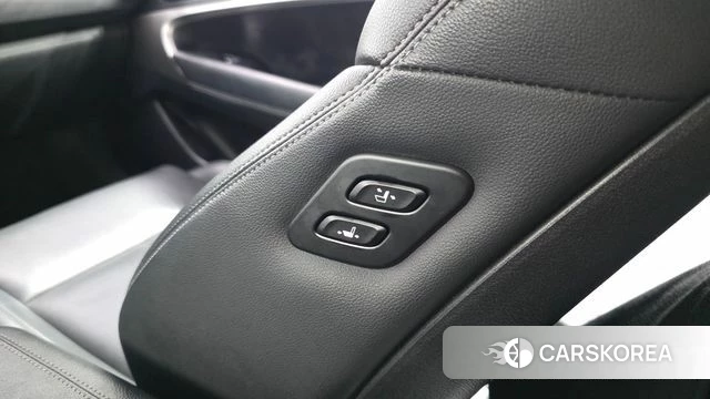 Genesis The New G70 id 4361617 из Кореи 20