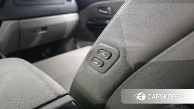 Kia The New Carnival id 4377831 из Кореи 20