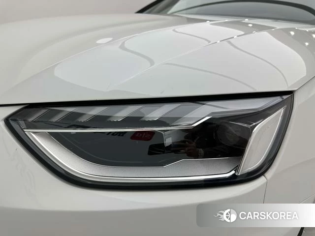 Audi A4L id 4276213 из Китая 20