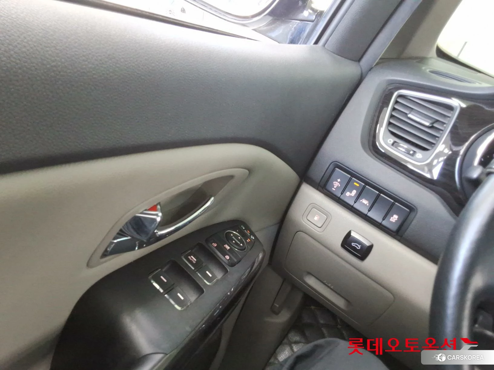 Kia Carnival id 4902436 из Кореи 20