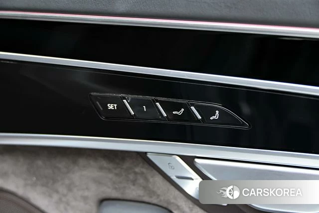 Audi A8 PHEV id 4298109 из Китая 20