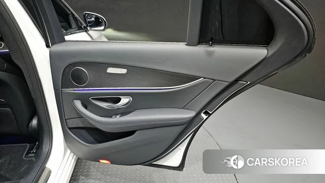 Mercedes-Benz E-Class W213 id 4308559 из Кореи 20