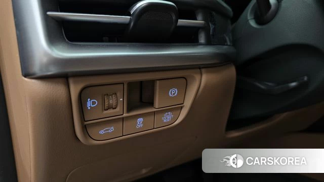 Hyundai Grandeur Hybrid (GN7) id 4480377 из Кореи 20