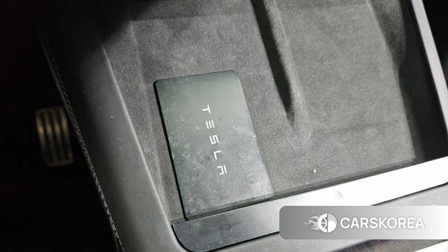 Tesla Model X id 4579293 из Кореи 20