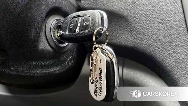 Hyundai The New Grand Starex id 4304887 из Кореи 20