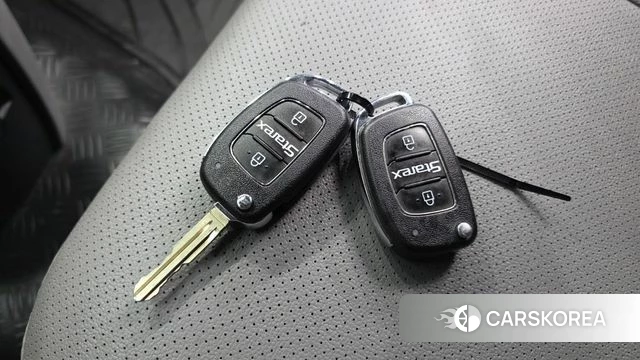 Hyundai The New Grand Starex id 4764443 из Кореи 20