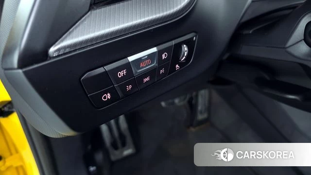 BMW 1 Series (F40) id 4201983 из Кореи 20