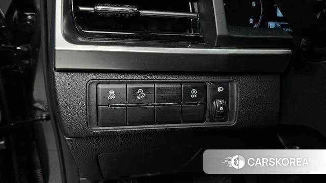 Ssangyong The New Rexton Sports Cannes id 4691897 из Кореи 20