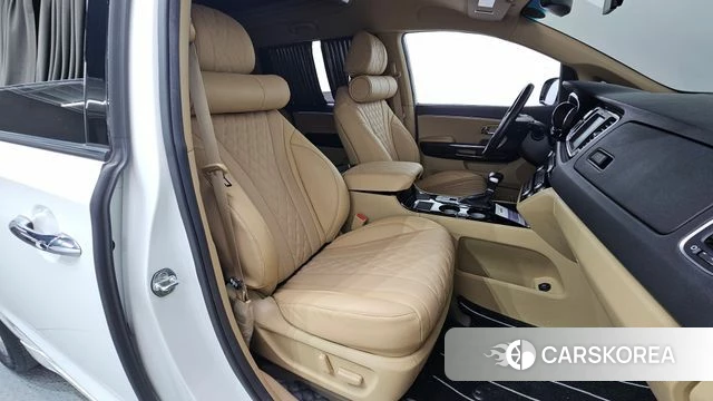 Kia The New Carnival id 4459377 из Кореи 20