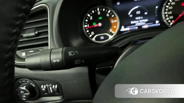 Jeep Renegade id 4345476 из Кореи 20