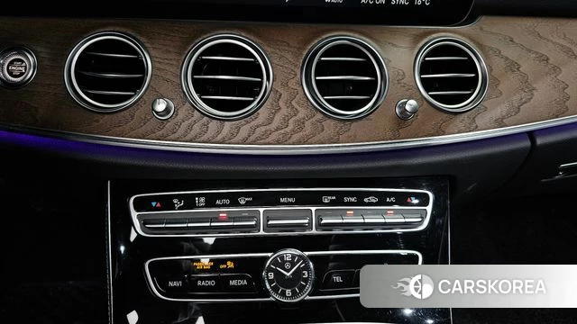 Mercedes-Benz E-Class W213 id 4338959 из Кореи 20