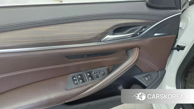 BMW 5 Series (G30) id 4477588 из Кореи 20