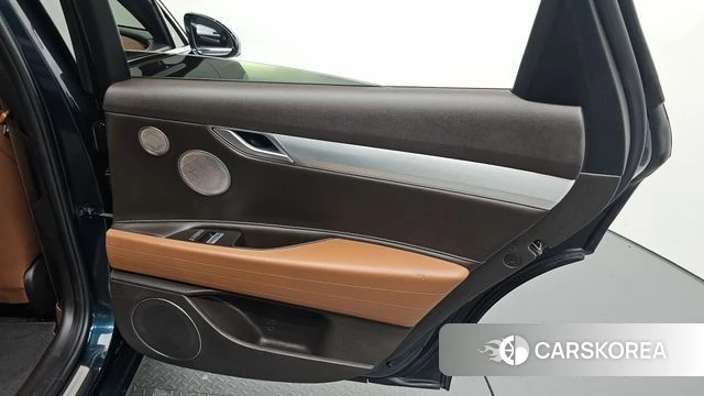 Genesis Electrified G80 (RG3) id 4433790 из Кореи 20