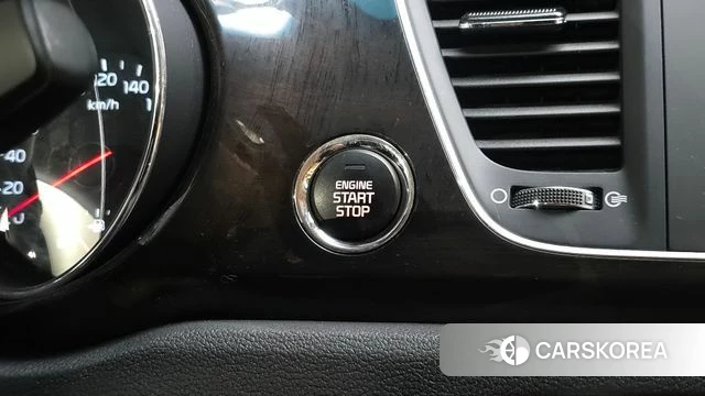 Kia The New Carnival id 4471489 из Кореи 20