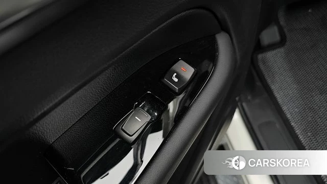 Ssangyong The New Rexton Sports Cannes id 4222815 из Кореи 20