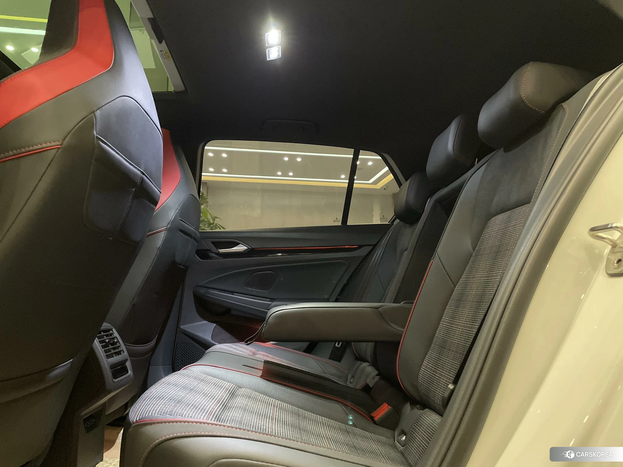 Volkswagen Golf id 4426604 из Китая 20