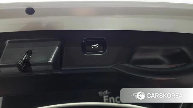 Kia Di Ol Nu Niro id 4681560 из Кореи 20
