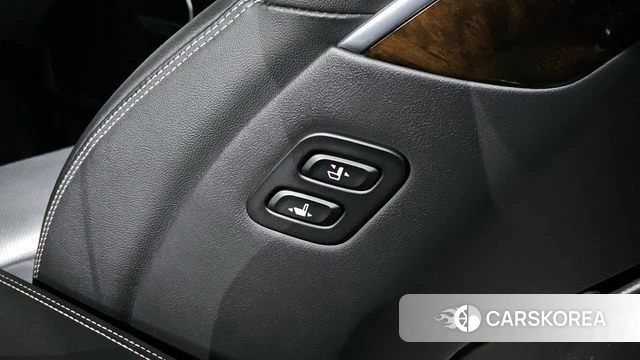 Genesis G90 id 4339372 из Кореи 20