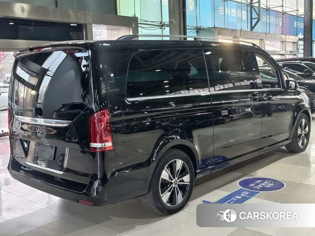 Mercedes-Benz V-class id 4264969 из Китая 20